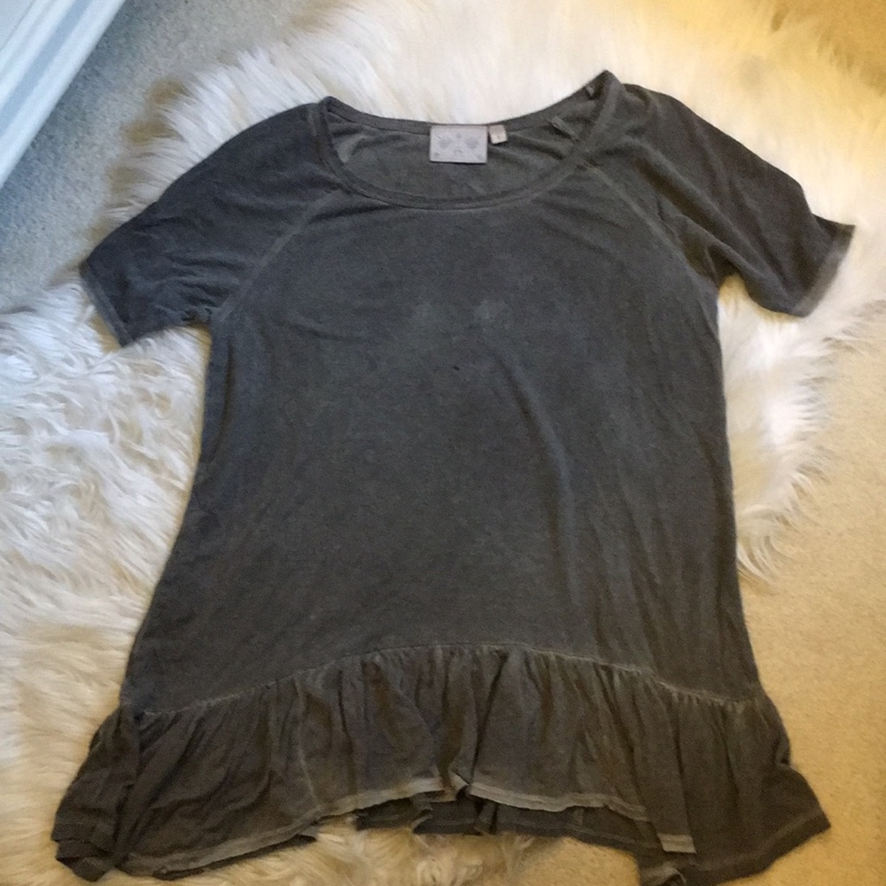 Grey ruffle shirt